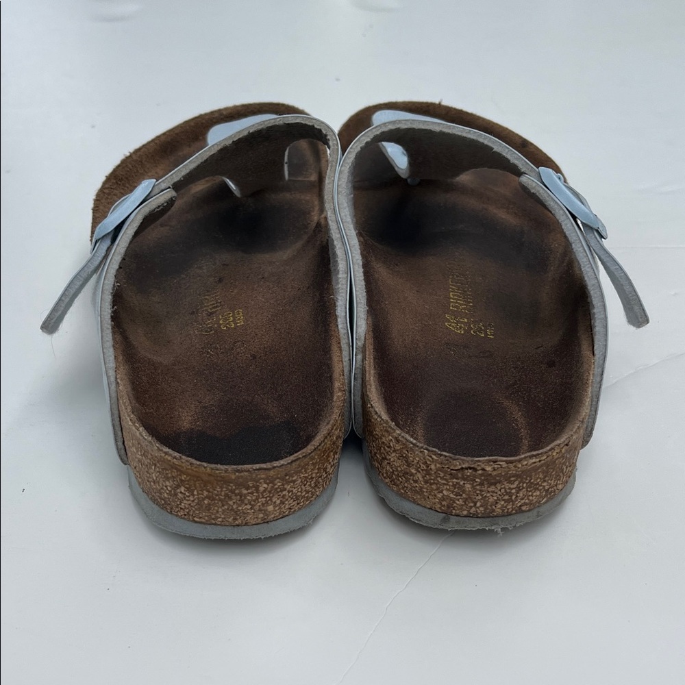 Birkenstock Women's Silver Gizeh Thong Sandals - Picture 4 of 9